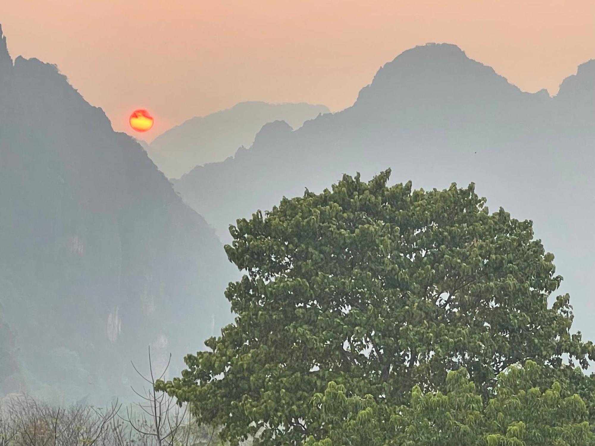 Blue Sunset Hostel فان فيان المظهر الخارجي الصورة
